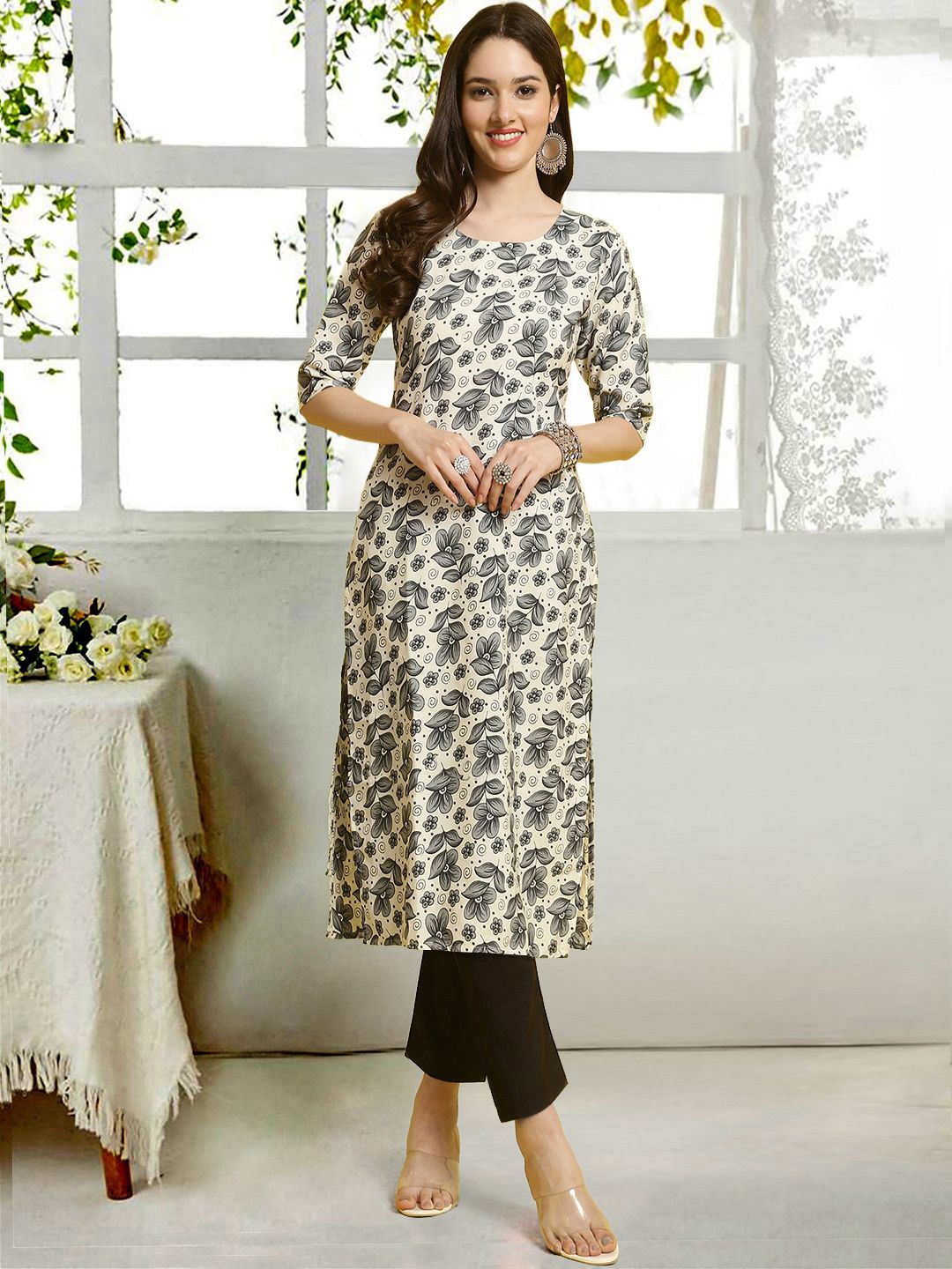 

7Threads Floral Printed Round Neck Straight Kurta With Trousers, Grey