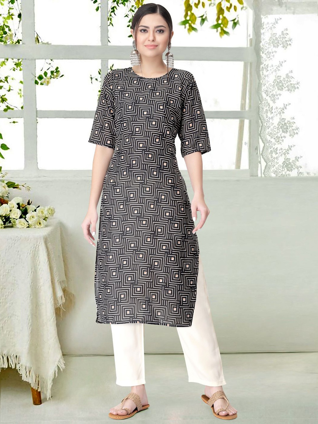 

7Threads Geometric Printed Round Neck Straight Kurta With Trousers, Black
