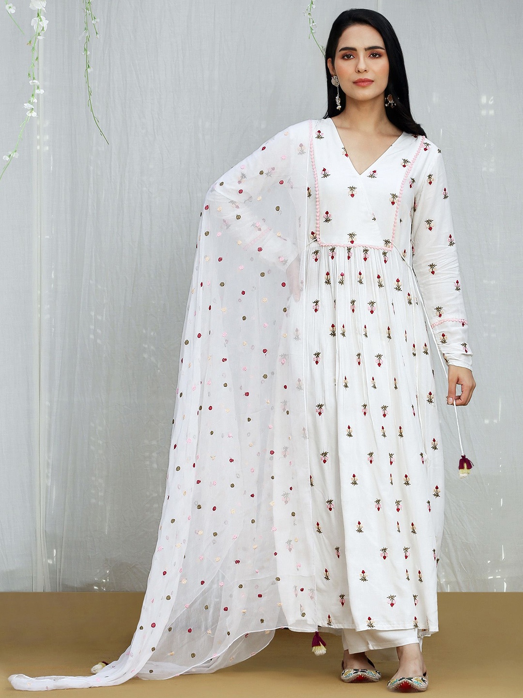 

SEW Floral Printed V-Neck Angrakha Kurta With Palazzo And Dupatta, White