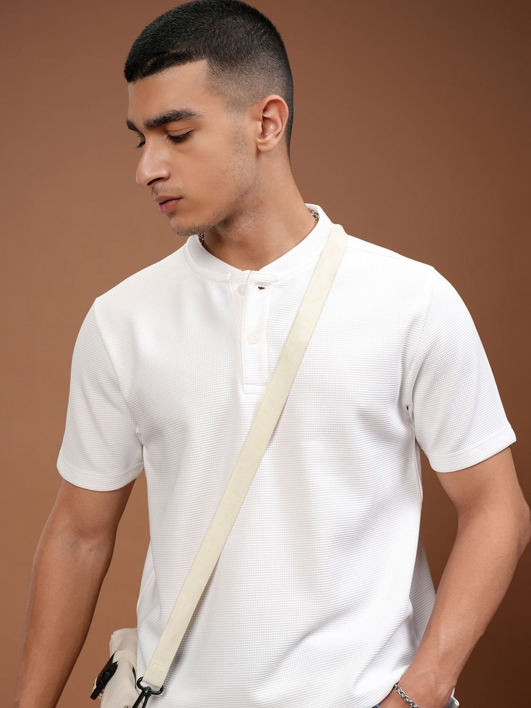 

HIGHLANDER Men Henley Collar Knitted Textured Relaxed Fit T-shirt, White