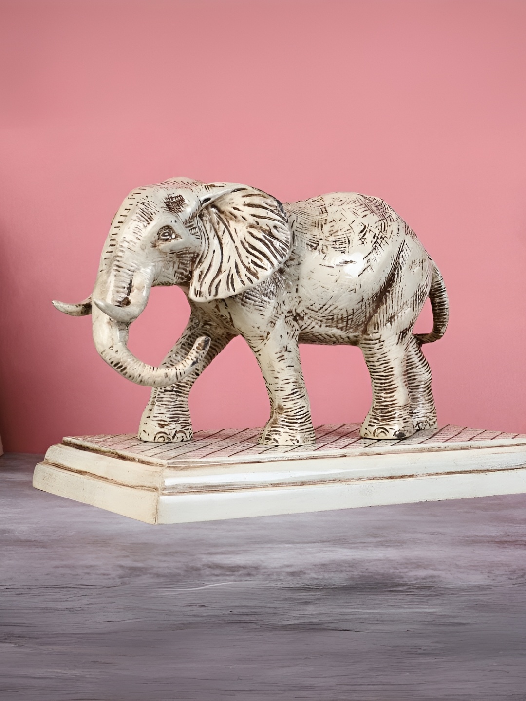 

THE HOME CO. Cream-Coloured Elephant Artifacts Figurine Showpiece