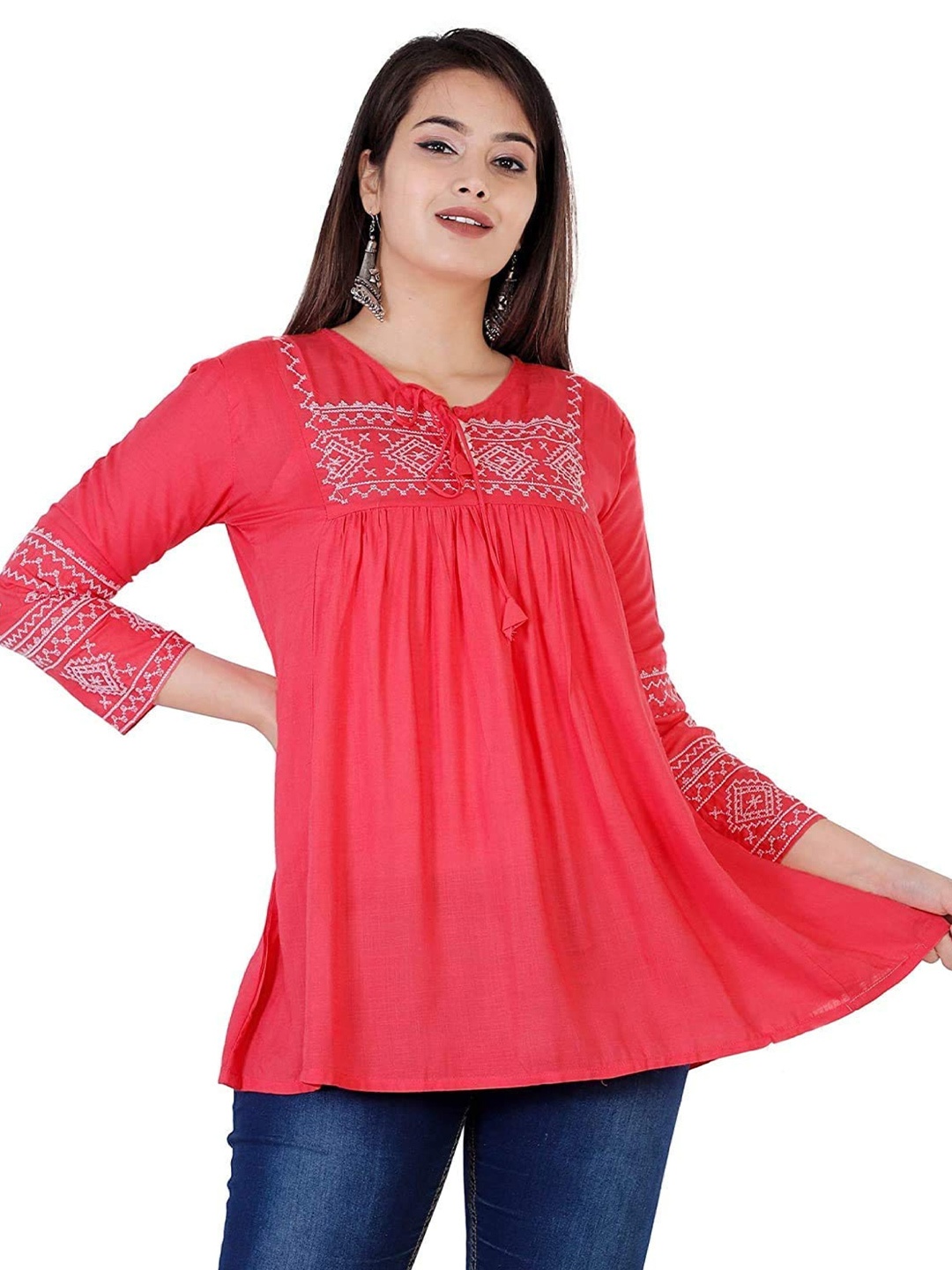 

AVAYAYAT Embroidered Tunic, Pink