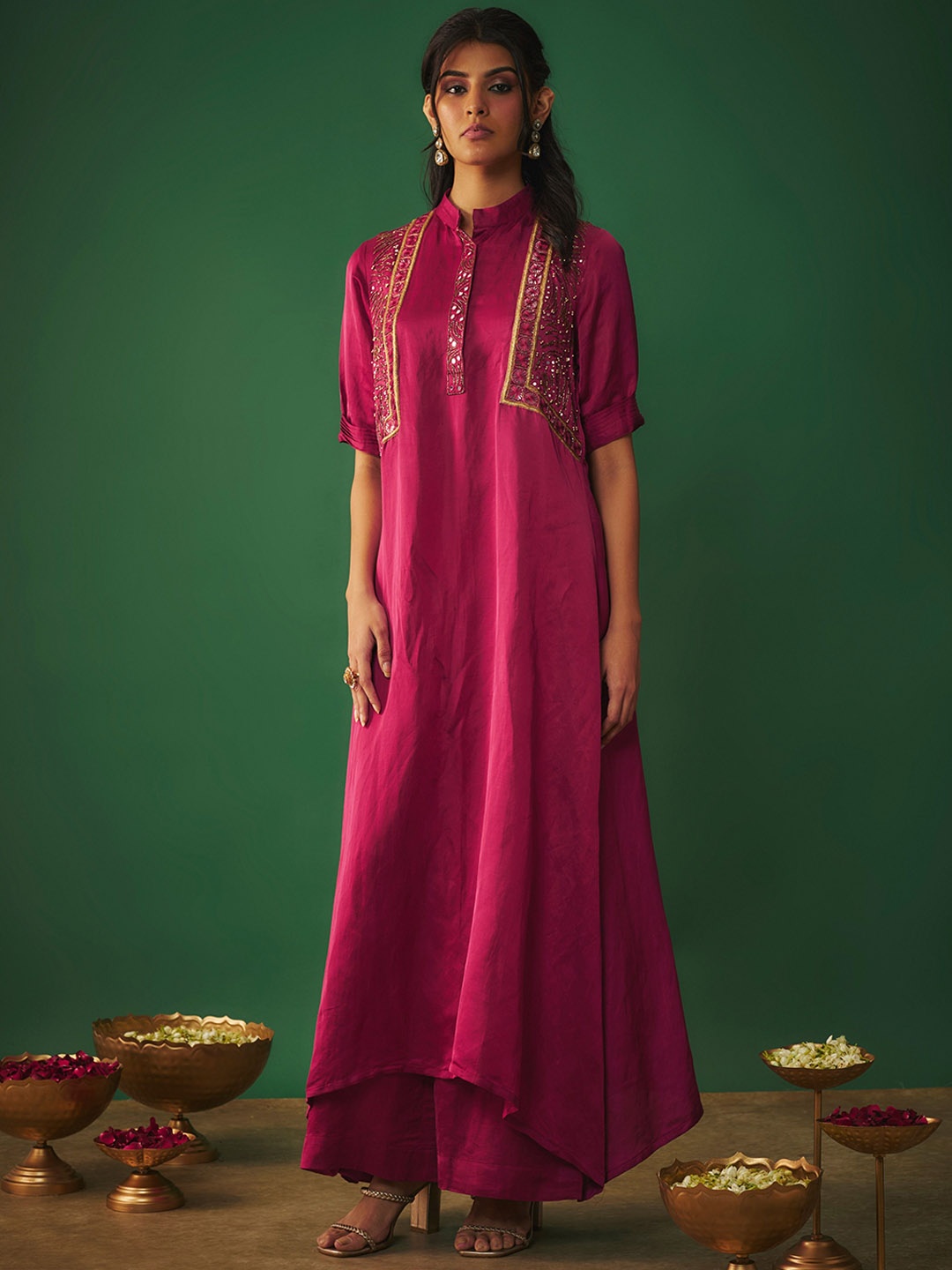 

Mehak Murpana Mandarin Collar Beads and Stones Satin A-Line Kurta With Palazzos, Pink