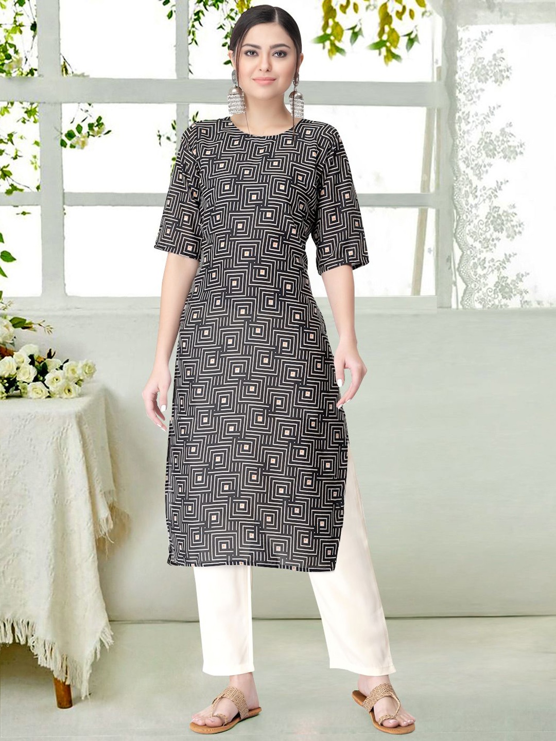 

7Threads Women Printed Regular Kurta with Trousers, Black