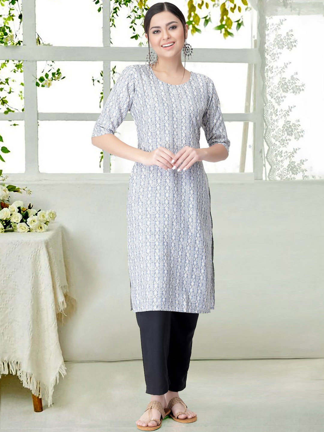 

7Threads Women Ethnic Motifs Printed Regular Kurta with Trousers, White