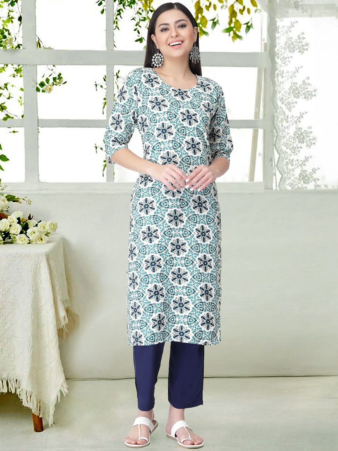 

7Threads Women Ethnic Motifs Printed Regular Kurta with Trousers, Green