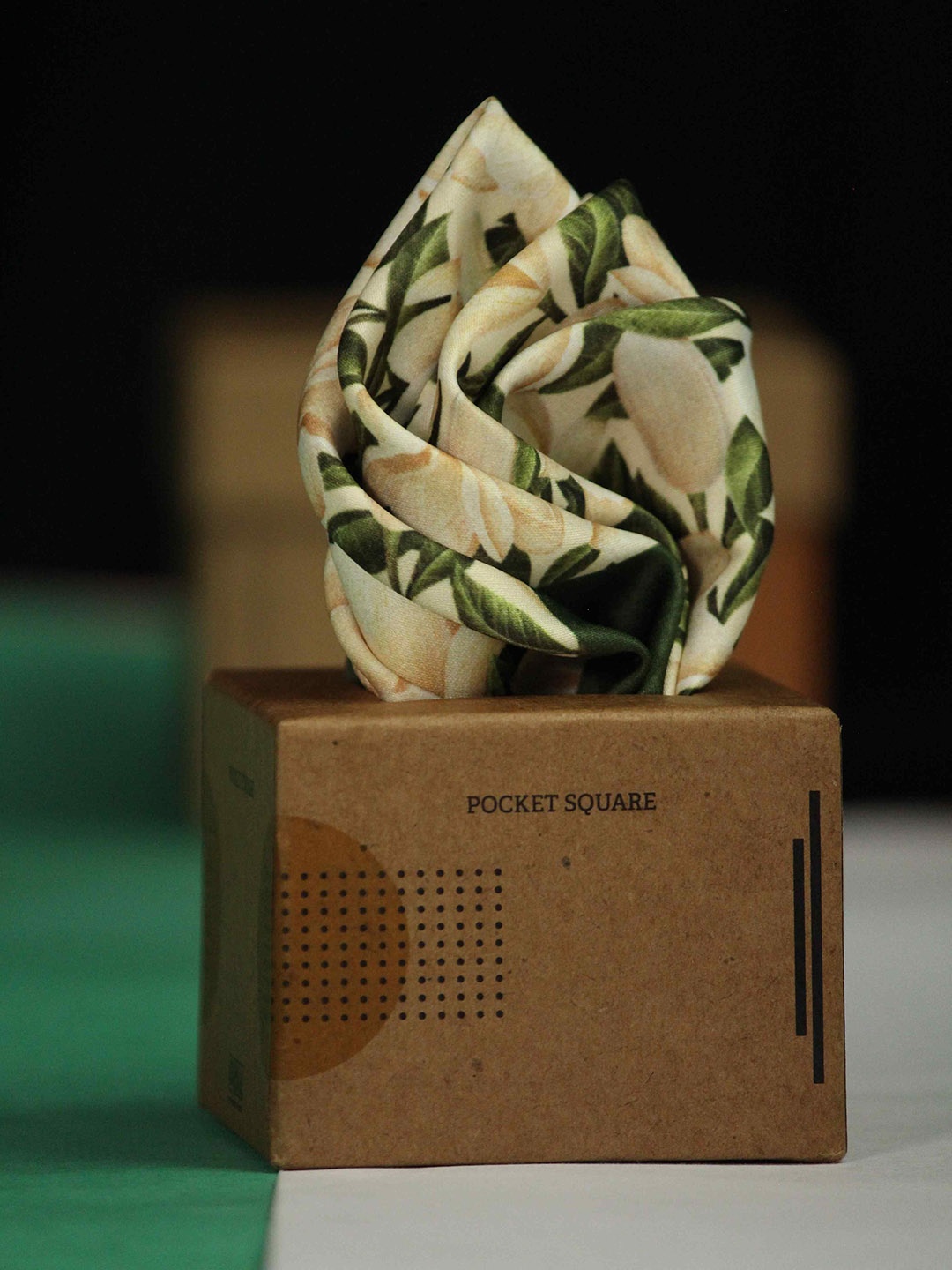 

Tossido Printed Pocket Squares, Off white