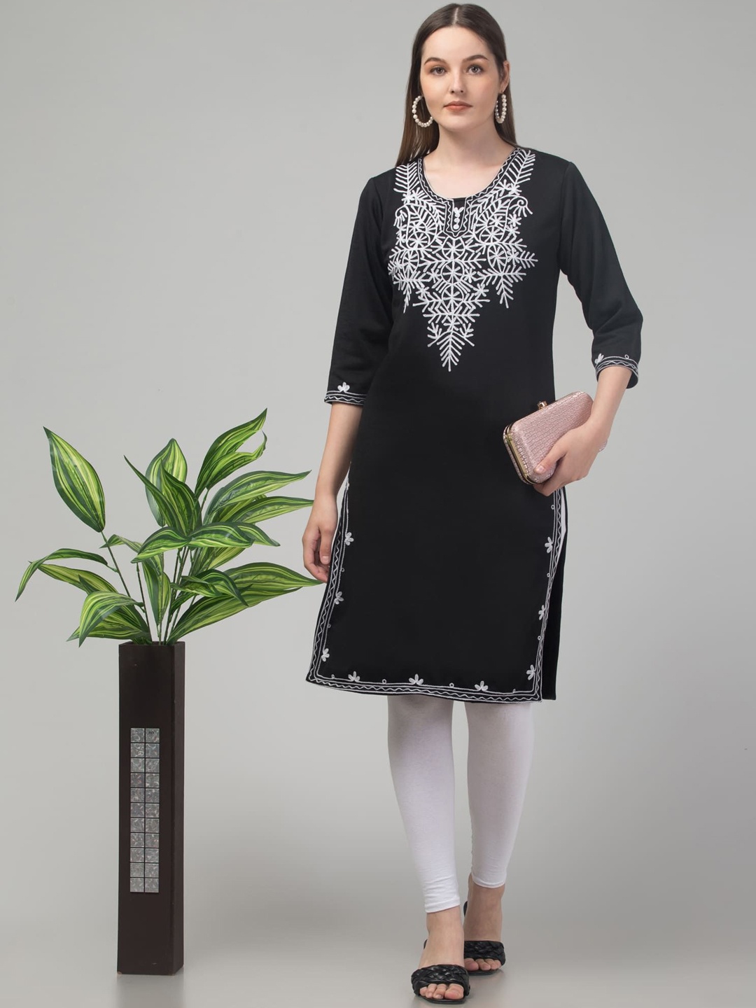 

FAMBEE Women Woollen Kurta, Black