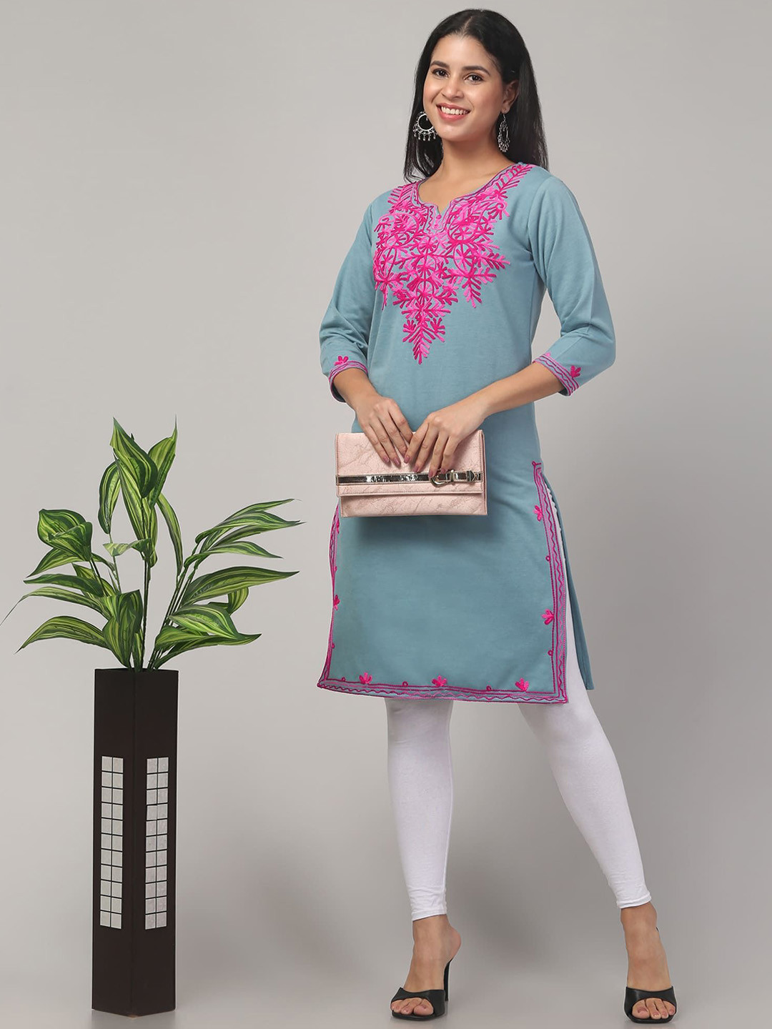 

FAMBEE Women Woollen Kurta, Teal