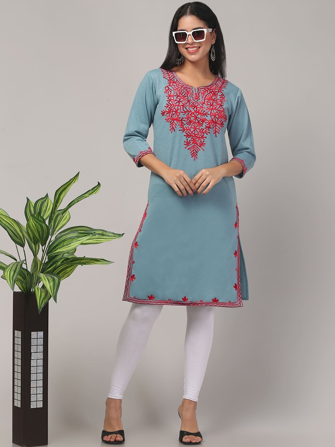 

FAMBEE Women Woollen Kurta, Teal