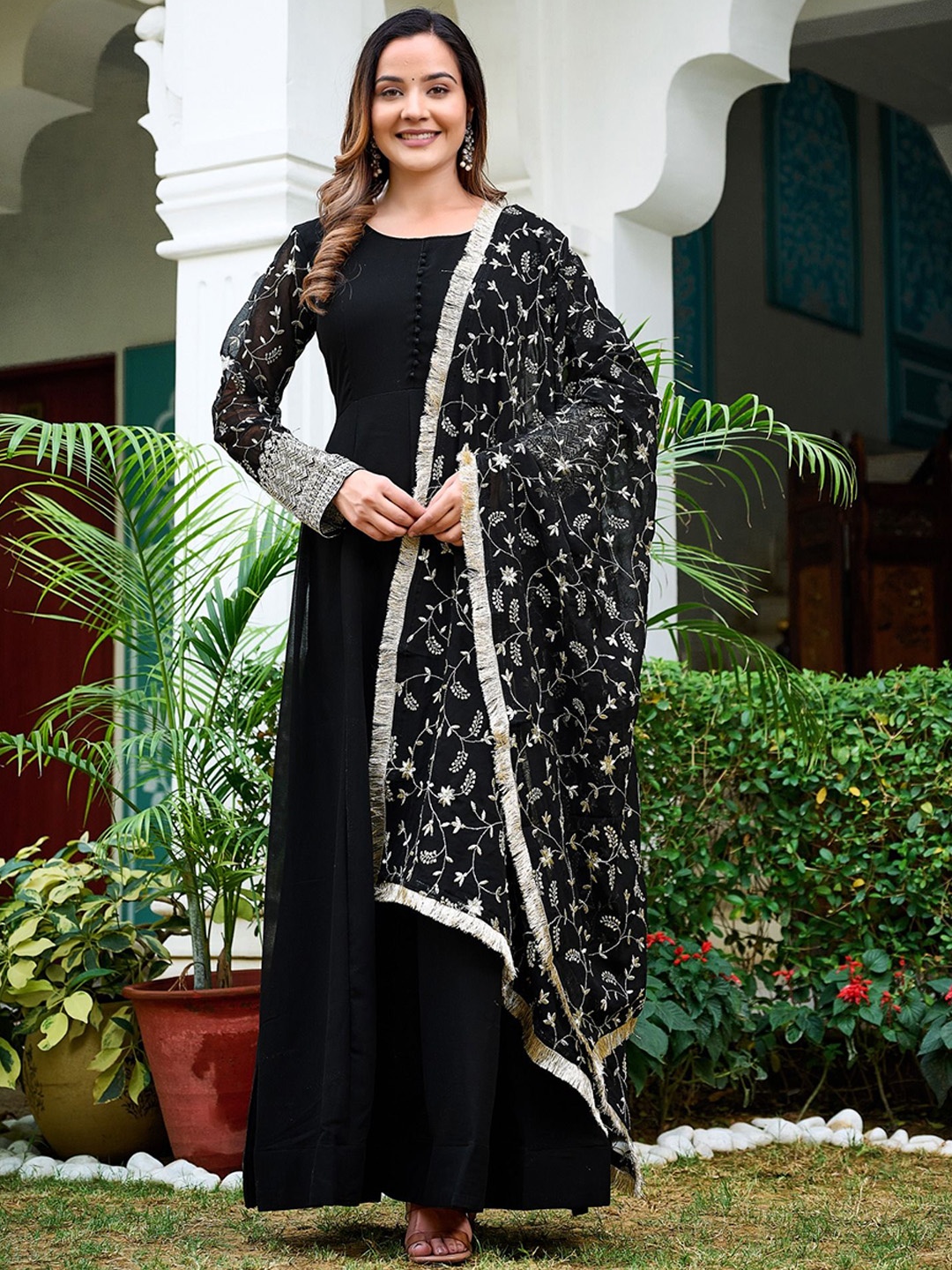 

GRISHU Embroidered Sequinned Anarkali Kurta With Trouser & Dupatta, Black