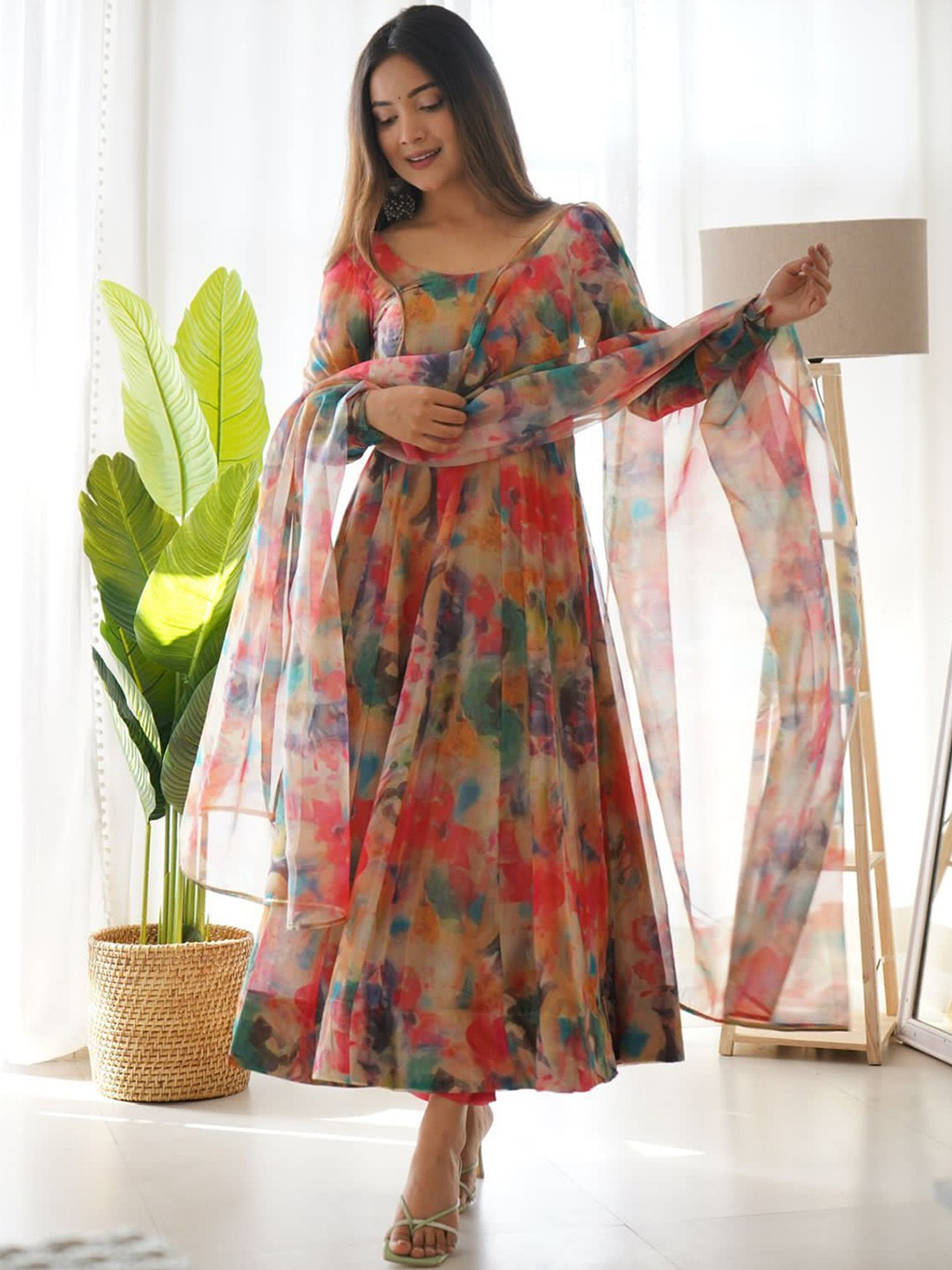

GRISHU COLLECTION Floral Printed Round Neck Anarkali Kurta With Trousers & Dupatta, Red