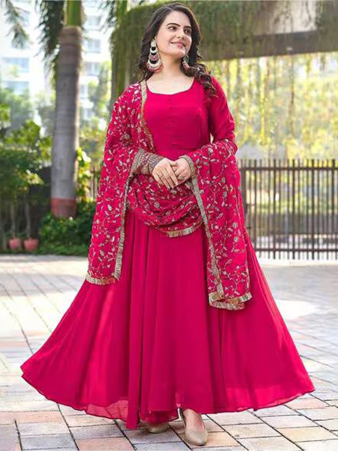 

GRISHU COLLECTION Round Neck Georgette Anarkali Kurta With Trousers & Dupatta, Pink