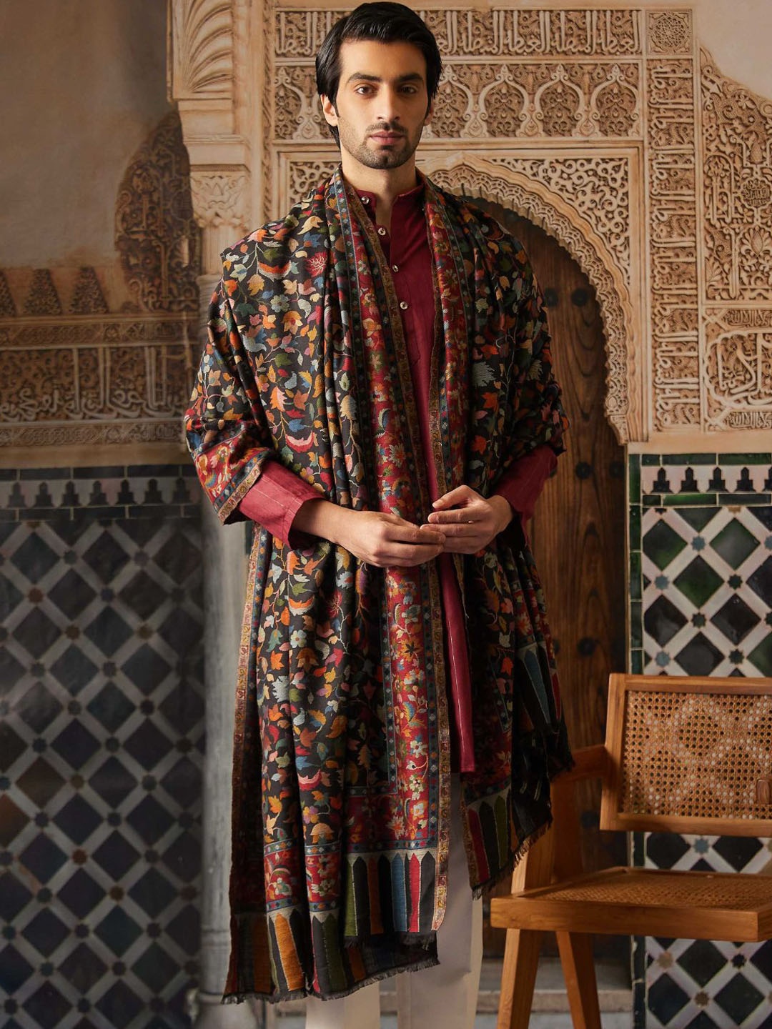

Pashmoda Men Floral Woven Design Shawl, Black