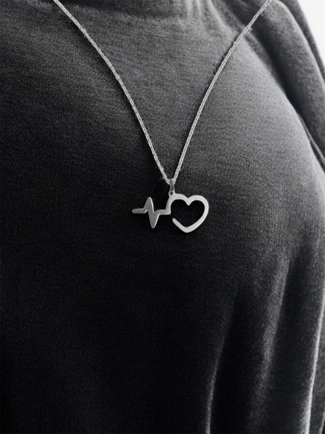 

Goldnera Love's Embrace 925 Sterling Silver Heart Shaped Pendant With Chain