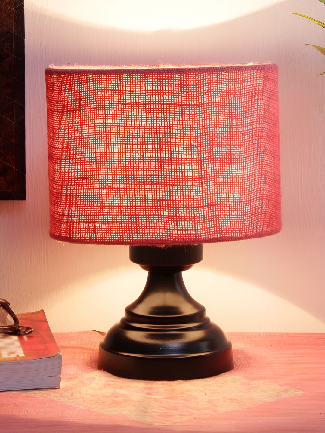 

Aura Pink Textured Jute Cylindrical Shaped Table Lamp