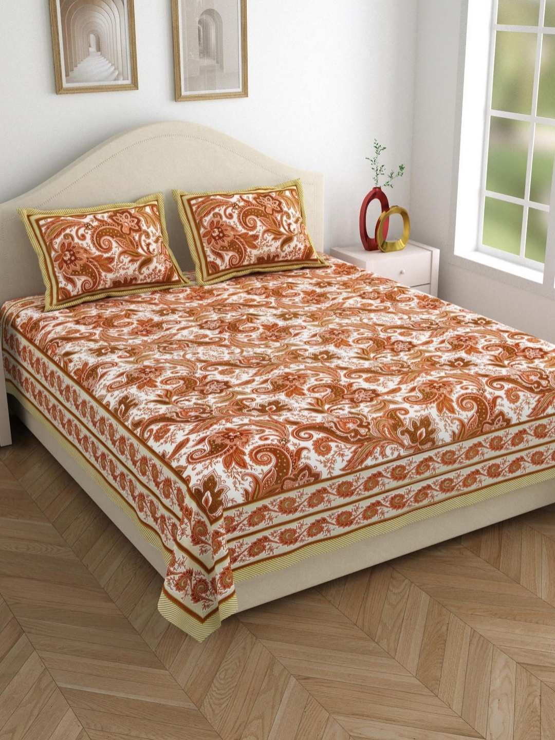 

Aura jaipuri Brown & White Printed Pure Cotton 120 TC King Bedsheet Set 2.7 m X 2.2 m