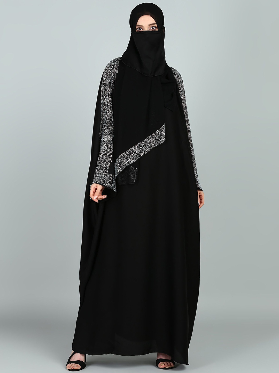 BROKE BRAND Embellished Stone Work Abaya, Black