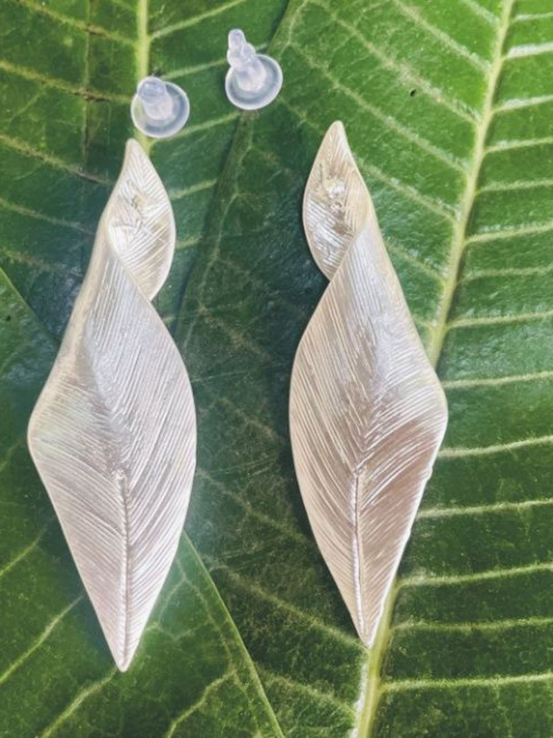 

MONI LIFESTYLE Silver Plated Leaf Shaped Drop Earrings