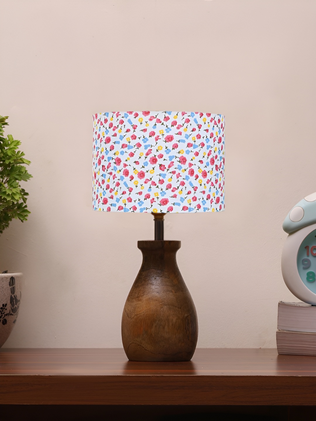 

Aura White & Pink Printed Cylinder Shaped Wooden Table Lamp