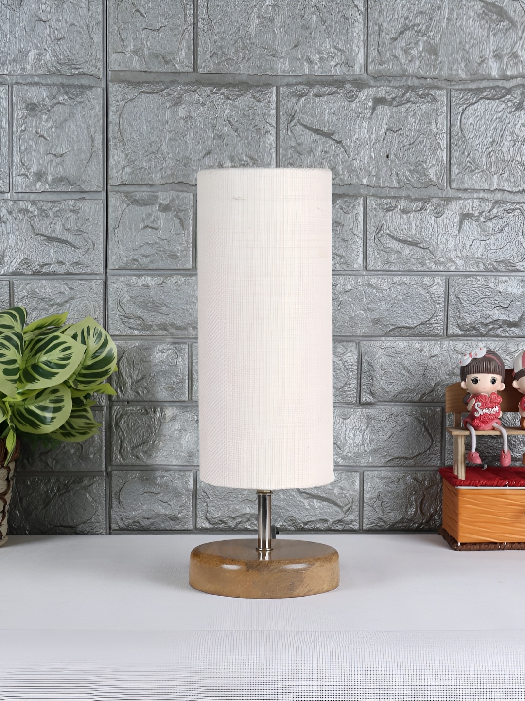 

Aura White & Brown Cylinder Shaped Wooden Table Lamp