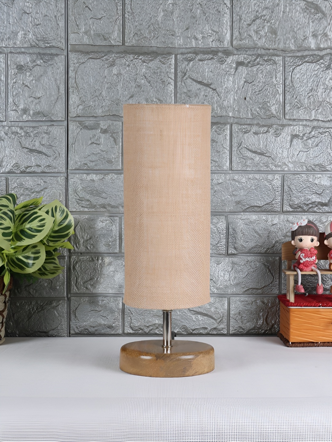 

Aura Beige & Brown Textured Cylindrical Shaped Jute Shade Table Lamp