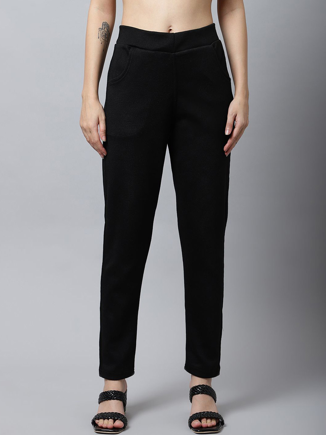 

Valles365 by S.C. Women Solid Plus Woolen Jeggings, Black