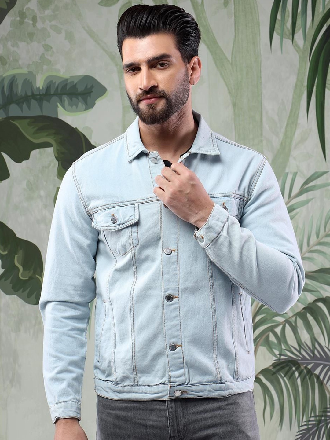 

Kotty Men Solid Spread Collar Insulator Pure Cotton Denim Jacket, Blue