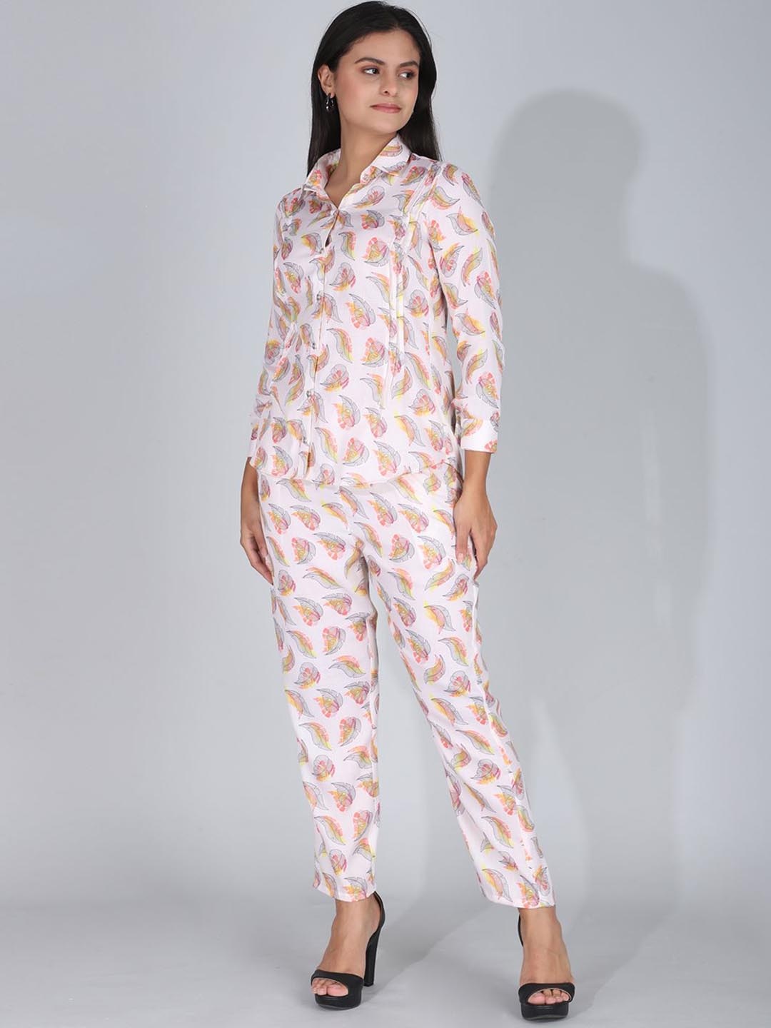 

FIMS Printed Three-Quarter Sleeves Shirt With Trouser, White