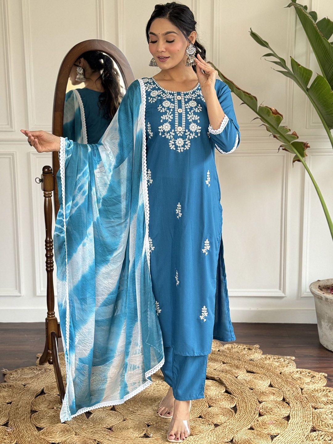 

PARNAVI Janvi Floral Embroidered Straight Kurta With Trousers & Dupatta, Blue