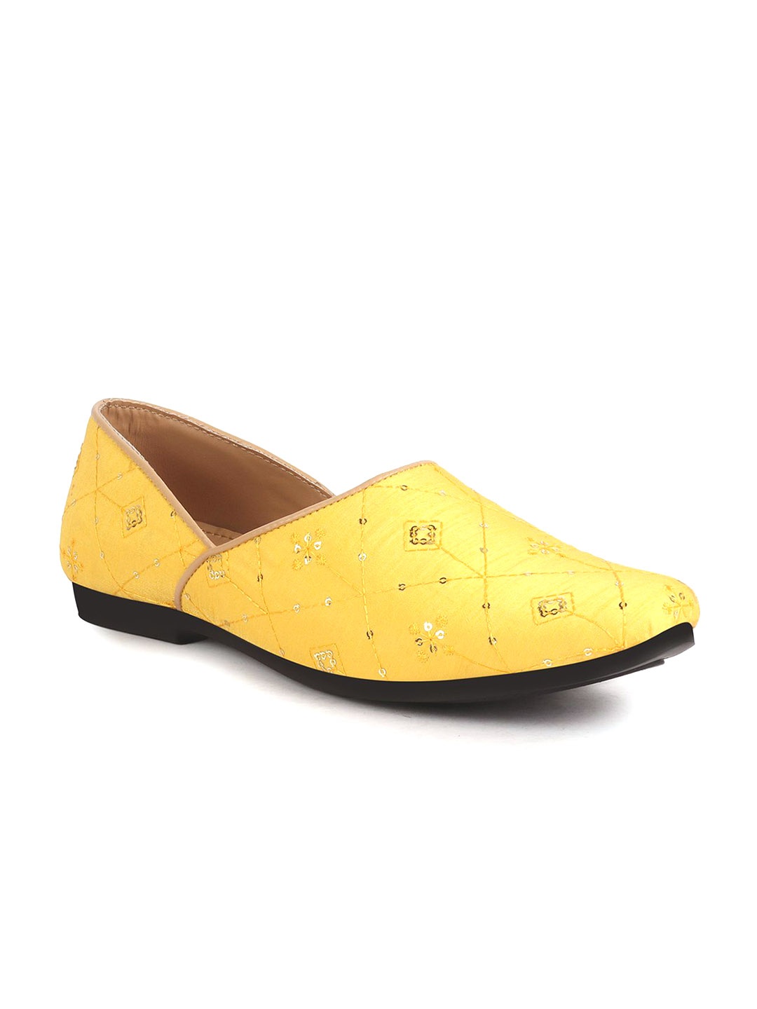 

FAUSTO Men Textured Mojaris, Yellow