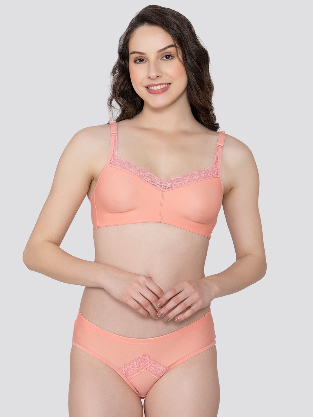 

K LINGERIE Zuri Everyday Lingerie Set with Lace Neckline, Rose