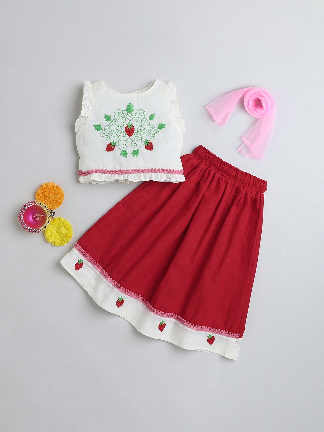 

MANY FROCKS & Girls Embroidered Cotton Ready to Wear Lehenga & Blouse With Dupatta, Off white