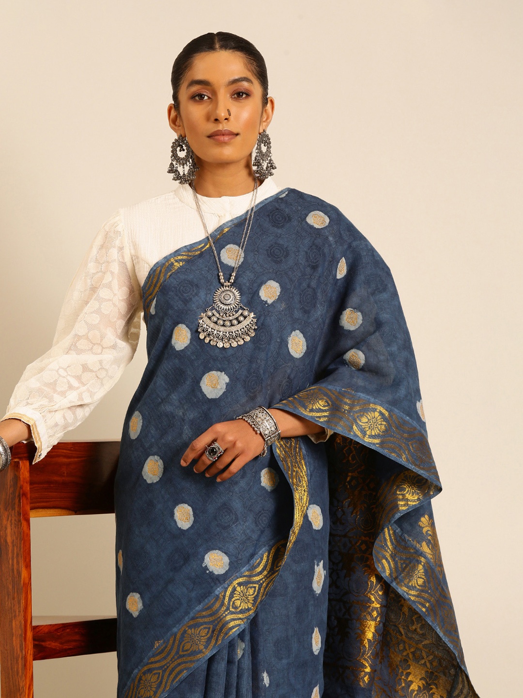 

Taavi Ethnic Motifs Block Print Pure Cotton Saree, Blue