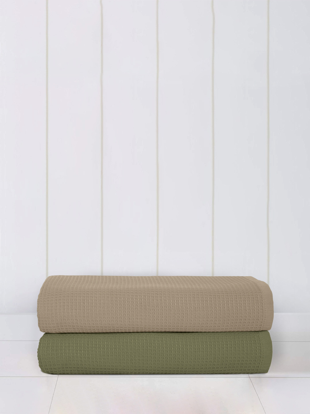 

Mulberry Living 2Pcs Beige & Olive Green Solid Waffle Comfort Bath Towels