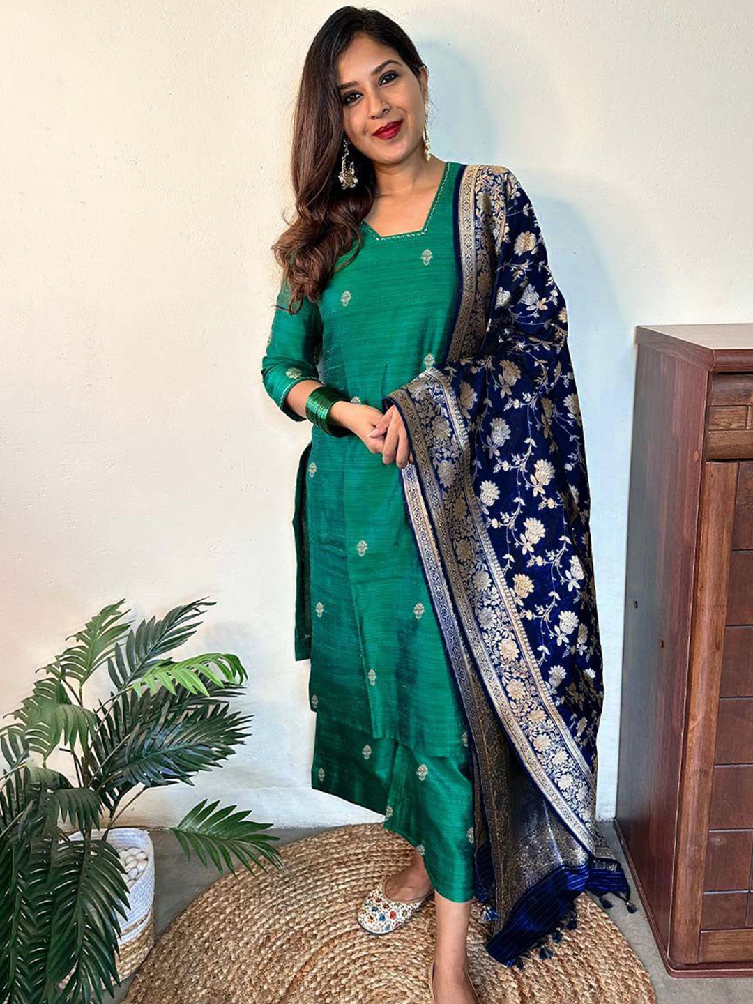 

Kedar Fab Floral Printed Art Silk Straight Kurta With Trouser And Dupatta, Teal