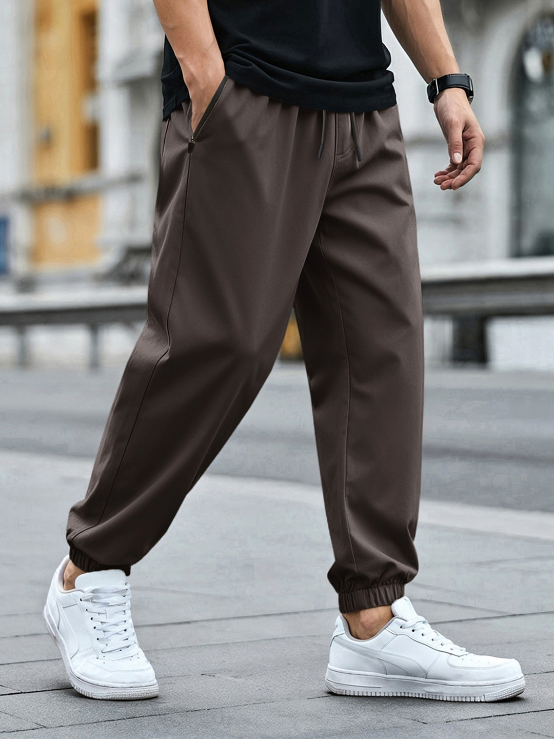 

Bewakoof Men's Oversized Joggers, Grey
