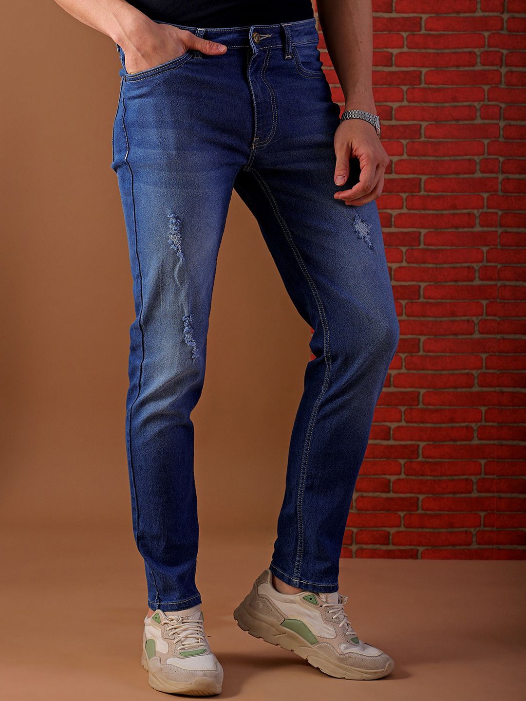 

The Indian Garage Co Men Mildly Distressed Mid-Rise Slim Fit Jeans, Blue