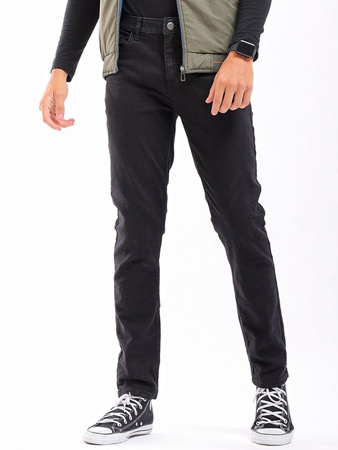 

The Indian Garage Co Men Slim Fit Mid-Rise Clean Look Cotton Jeans, Black