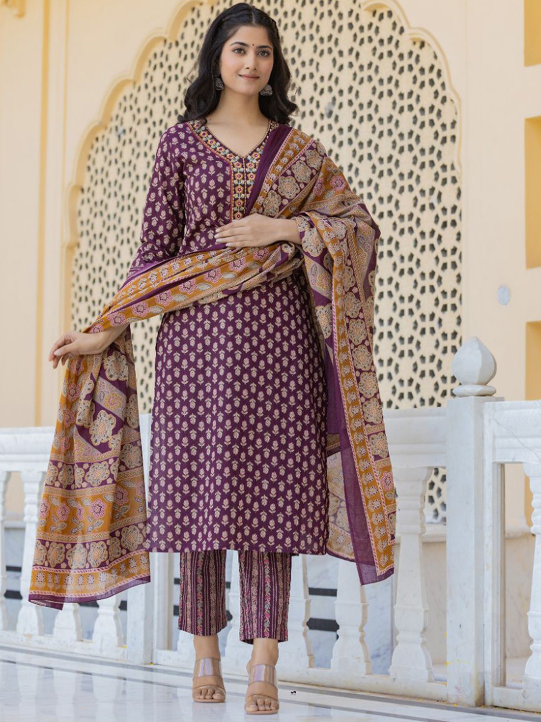

AARDRAA Floral Printed V-Neck Pure Cotton Straight Kurta With Trousers And Dupatta, Purple