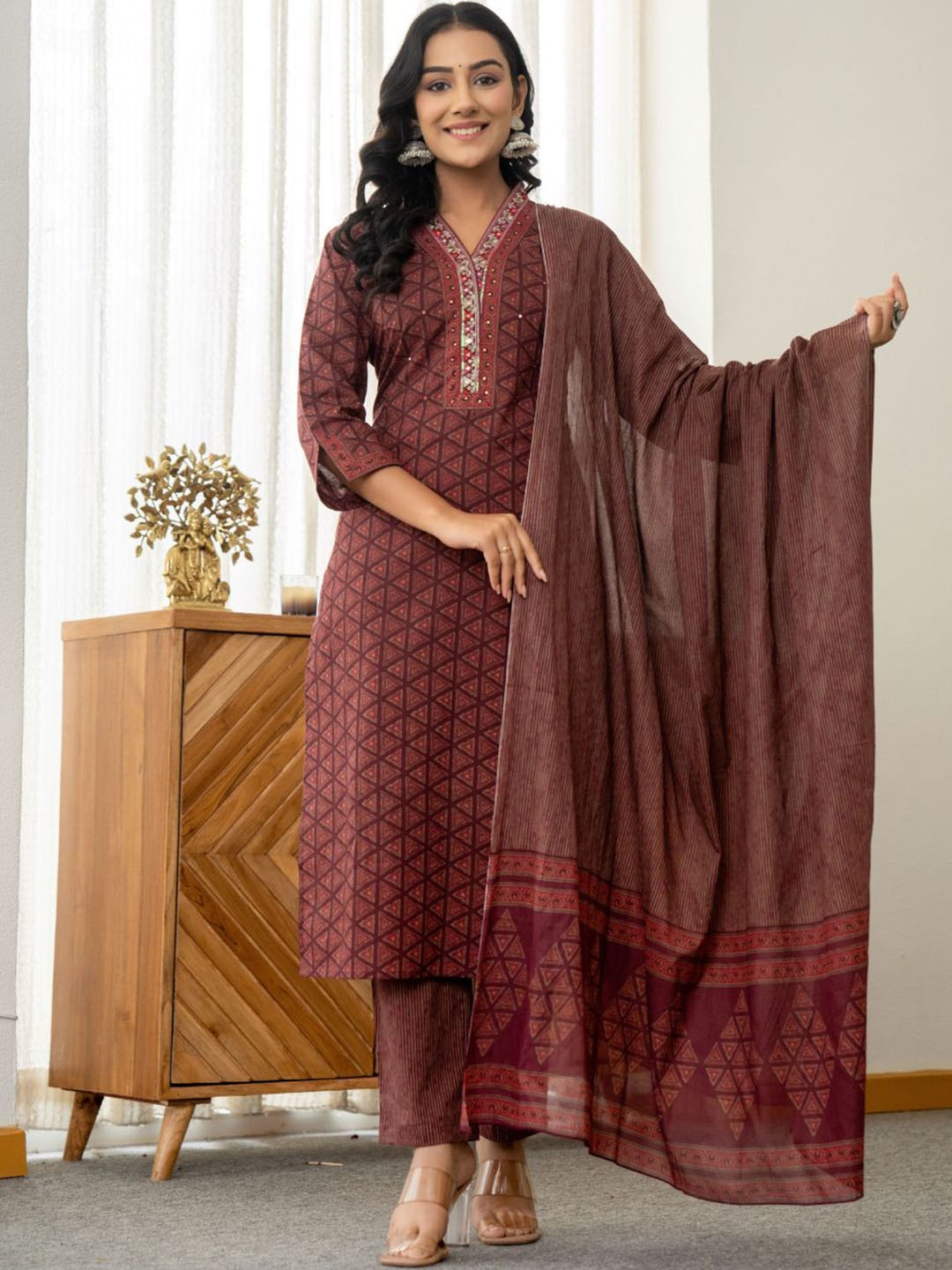 

AARDRAA Geometric Printed V-Neck Pure Cotton Straight Kurta With Trousers And Dupatta, Maroon