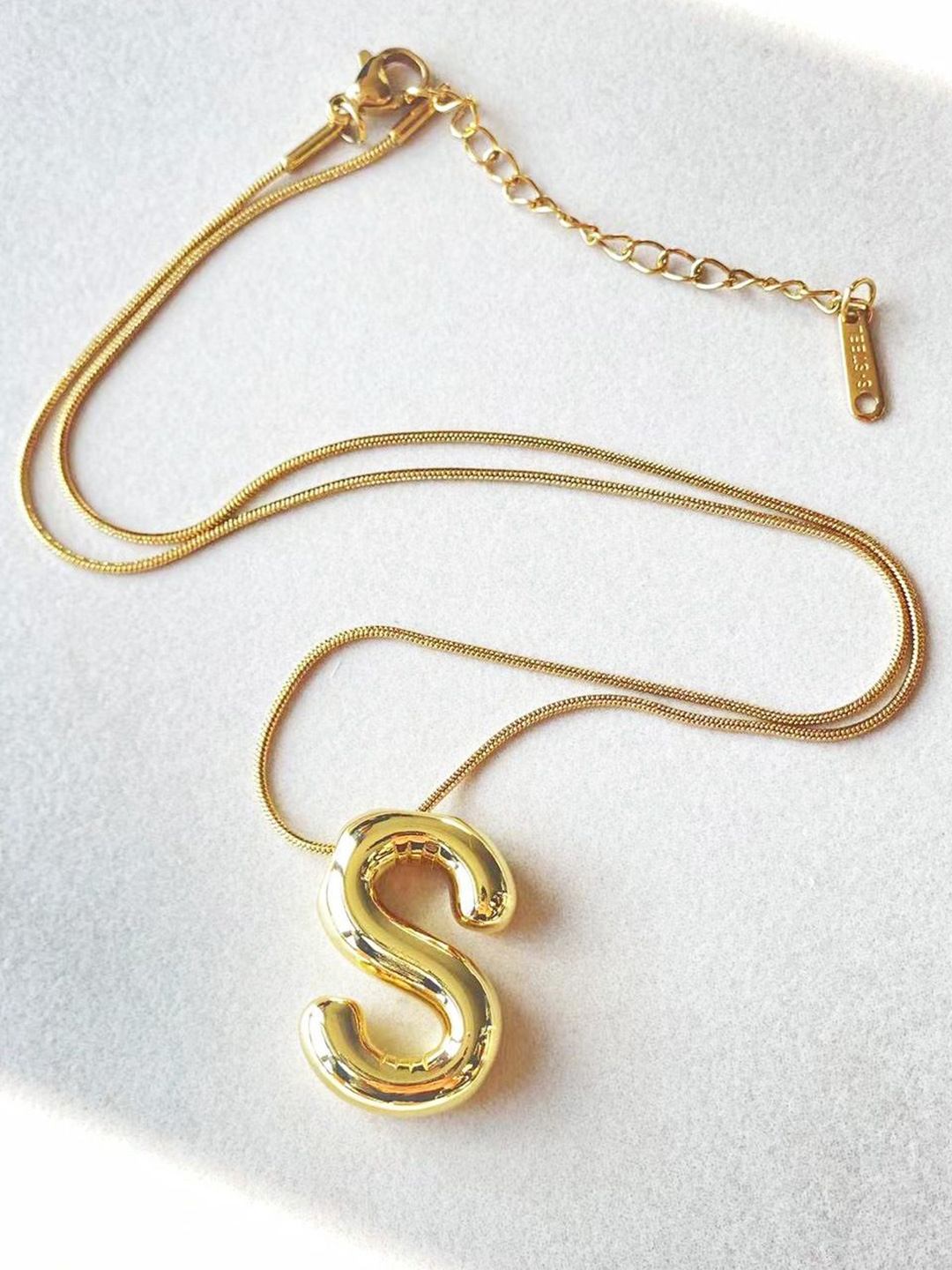 

MEENAZ Gold-Plated Stainless Steel Anti-Tarnish S Initial Alphabet Pendant with Chain