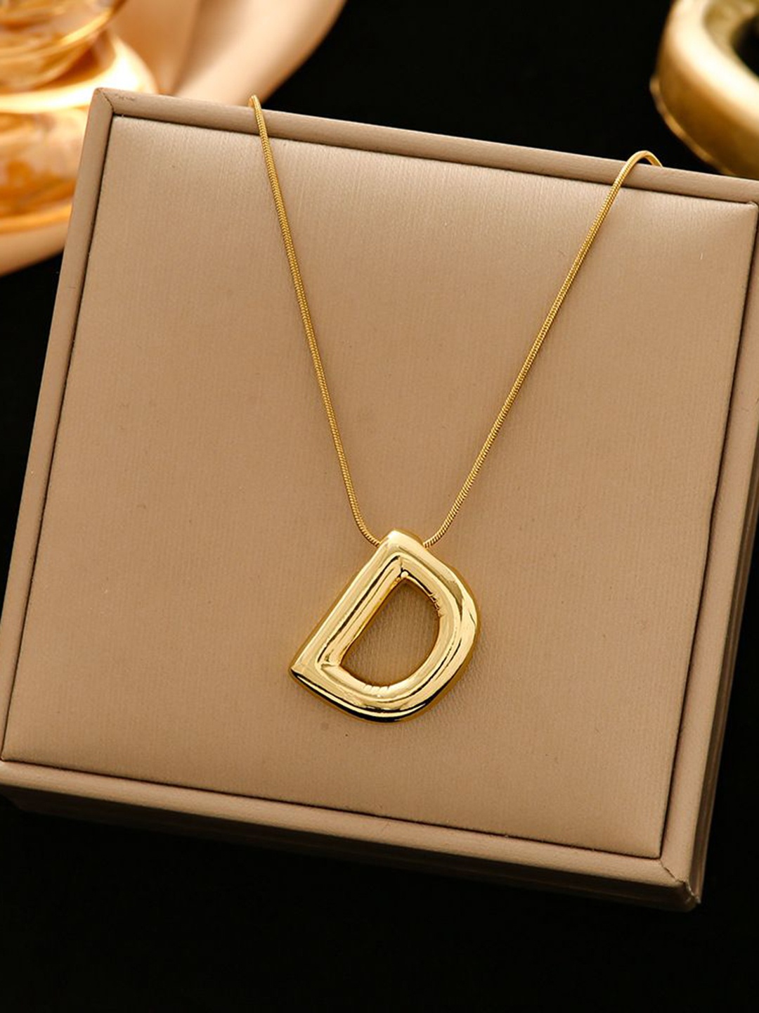 

MEENAZ Gold-Plated Stainless Steel Anti-Tarnish D Initial Alphabet Pendant With Chain