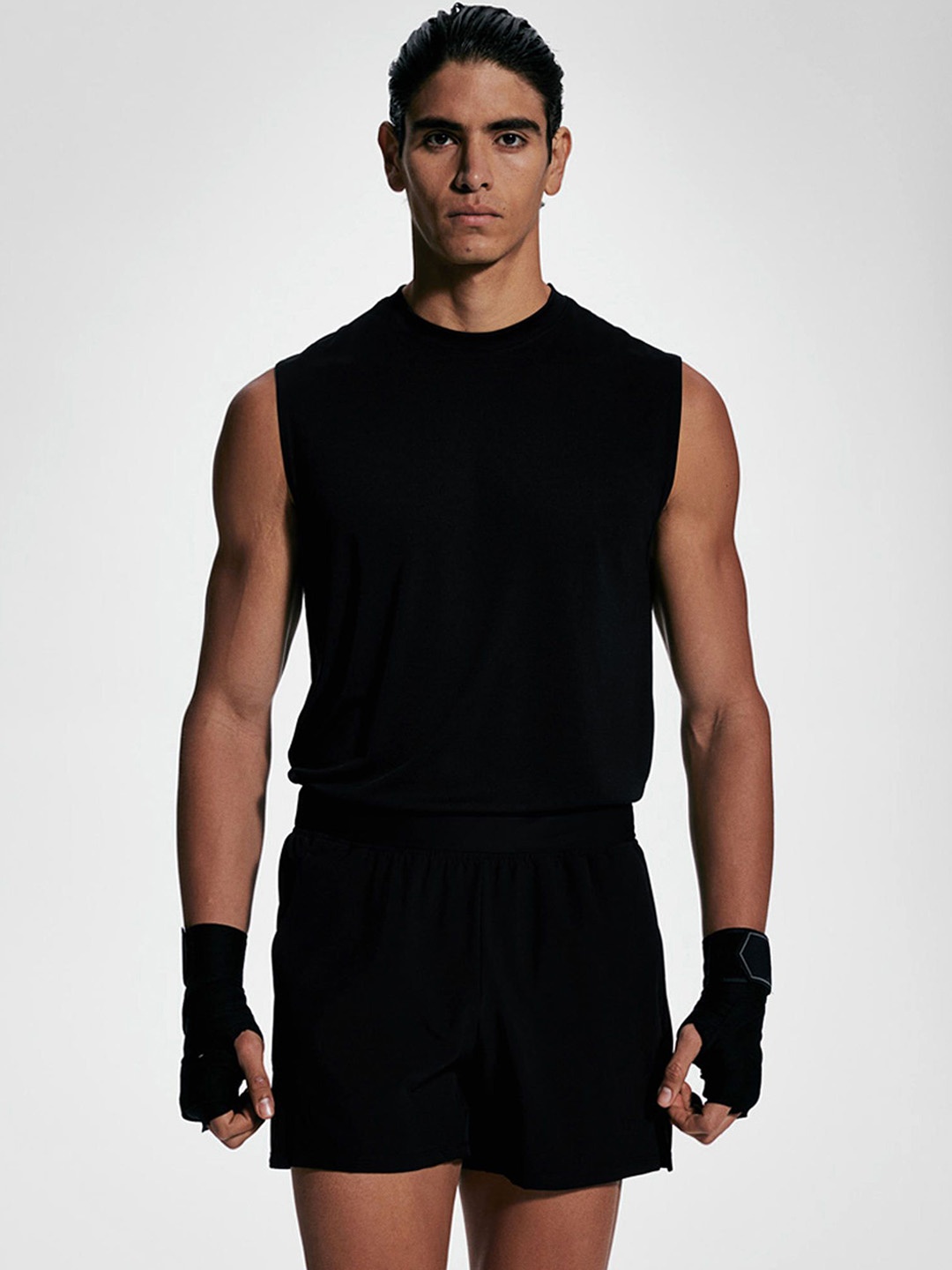 

H&M Sports Shorts In DryMove, Black