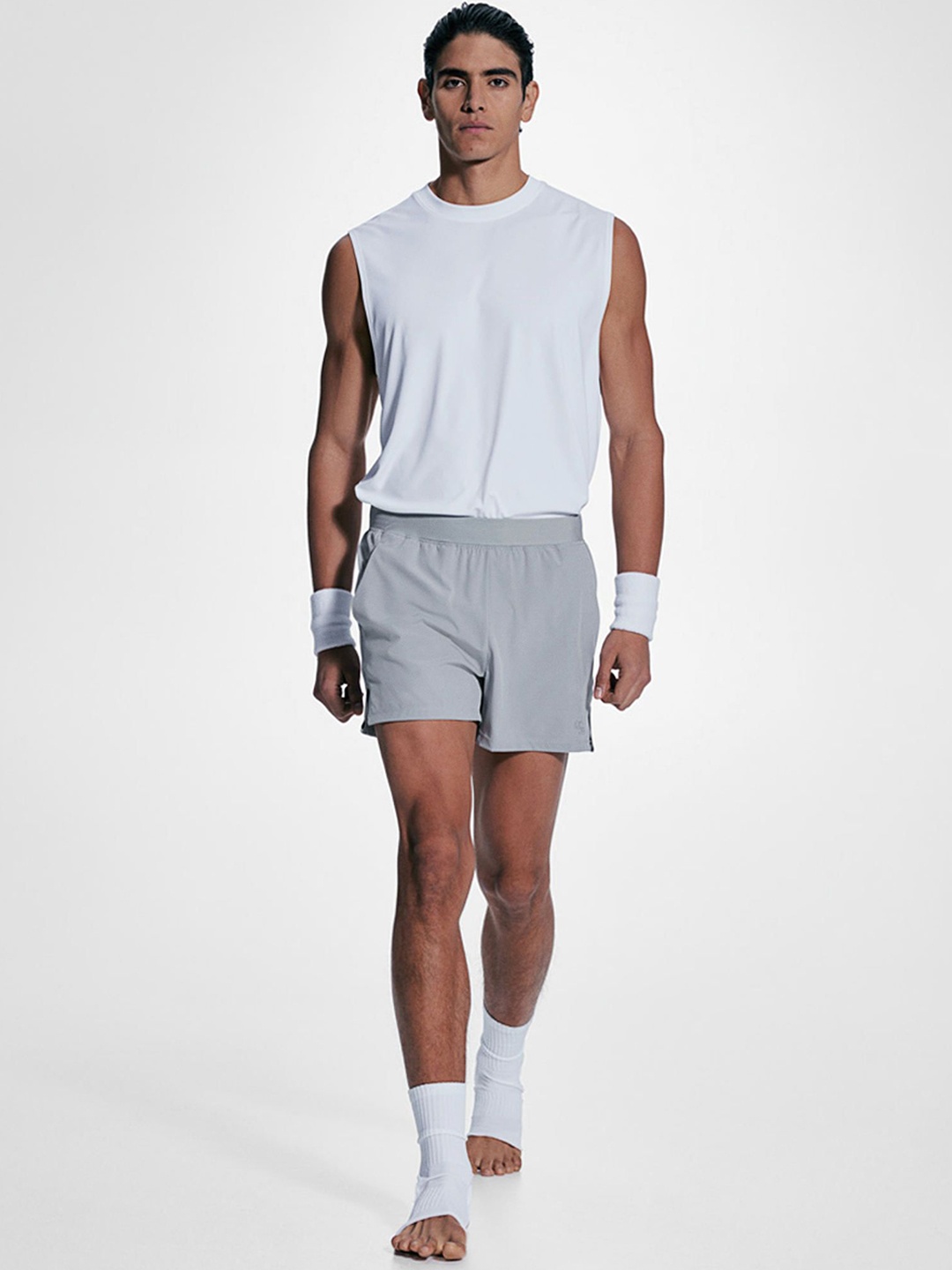 

H&M Short Sports Shorts In DryMove, Grey