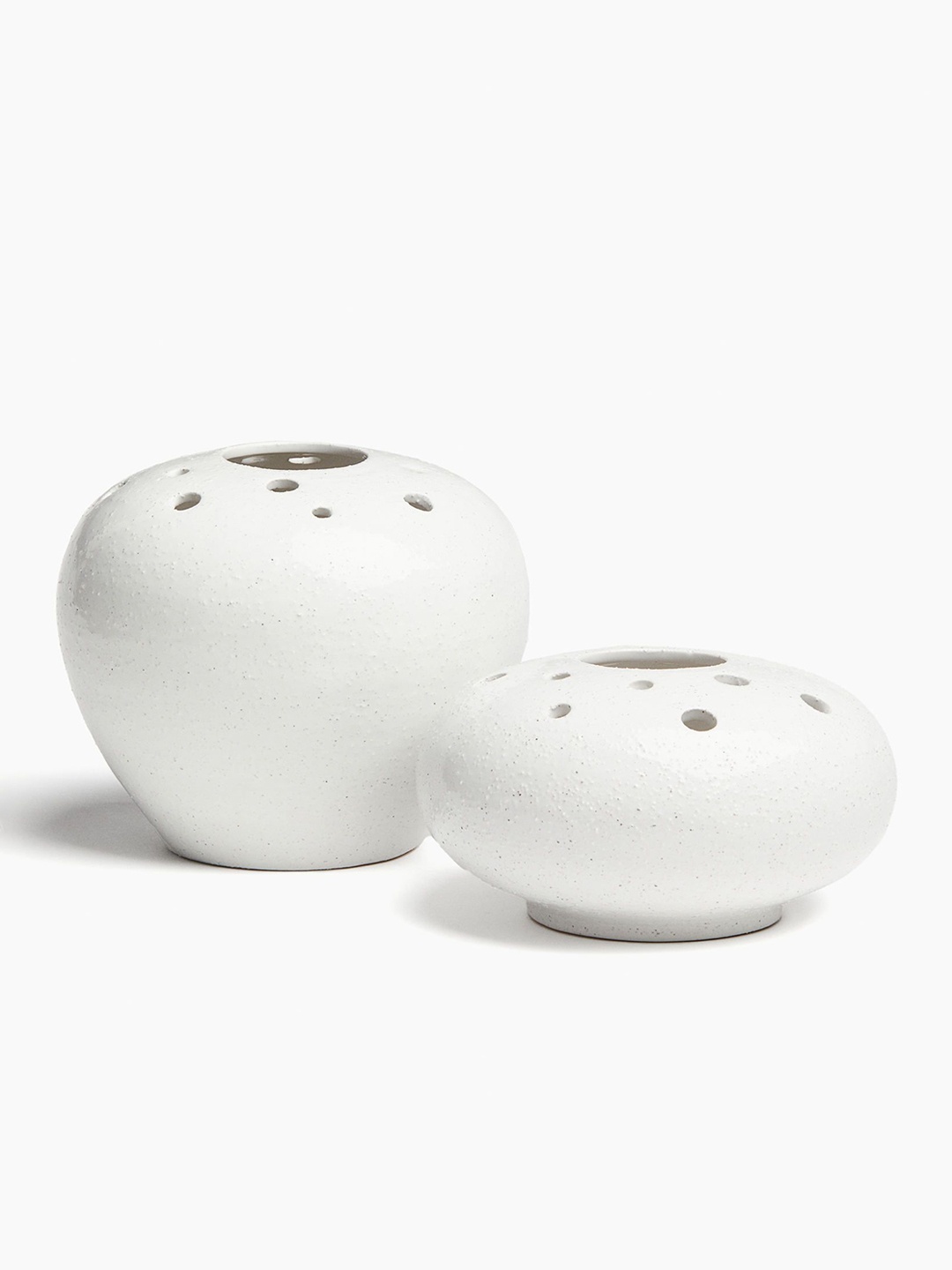 

H&M White Ikebana Stoneware Vase