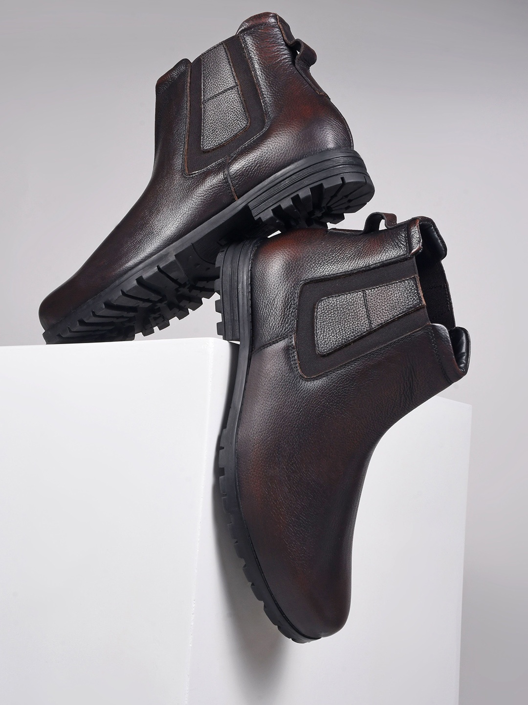 

CLOG LONDON Men Leather Chelsea Boots, Brown