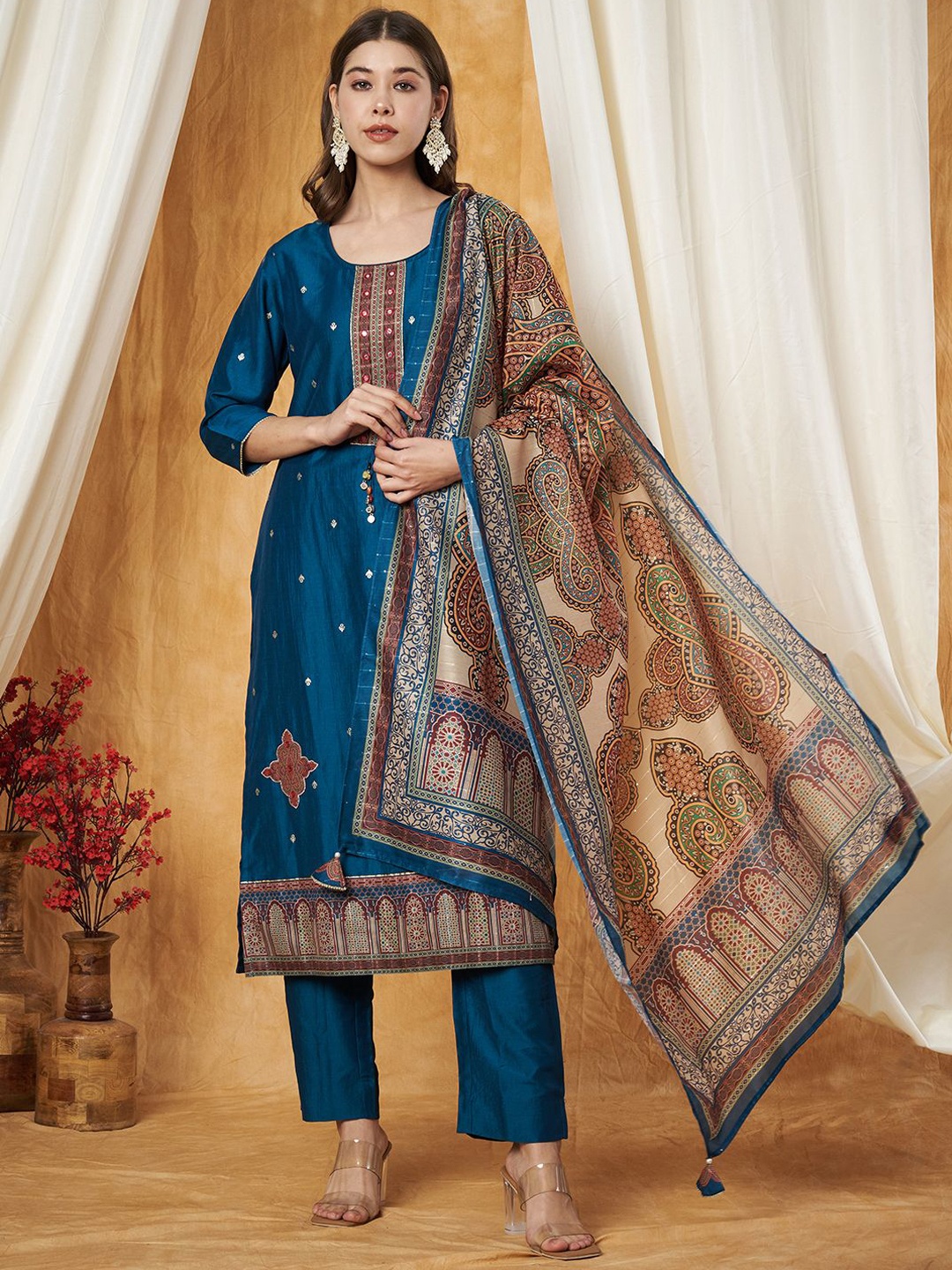 

Label Khoj Ethnic Motifs Embroidered Sequinned Kurta With Trouser And Dupatta, Blue