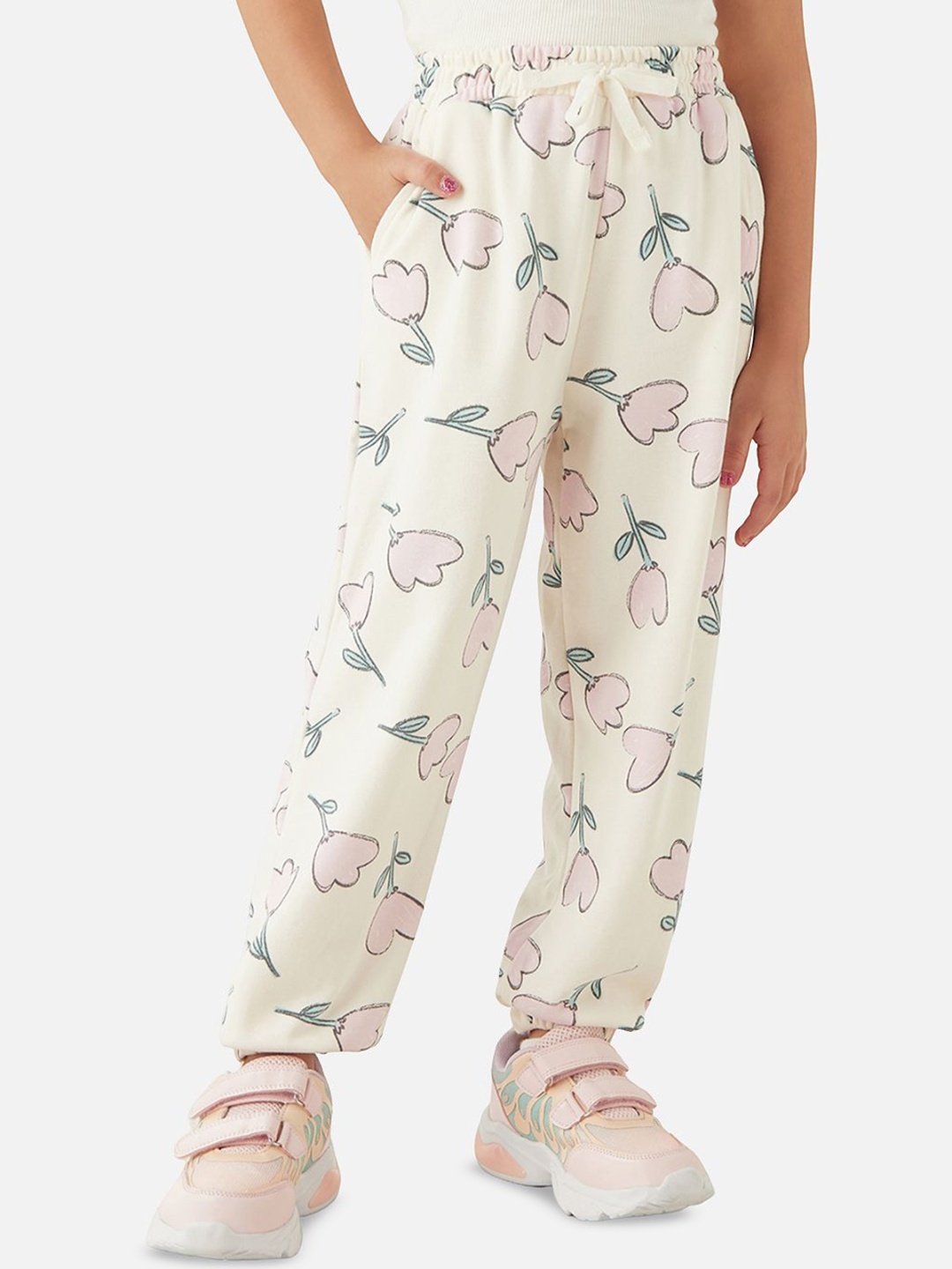 

Juniors by Babyshop Girls Printed Regular Fit Joggers, White