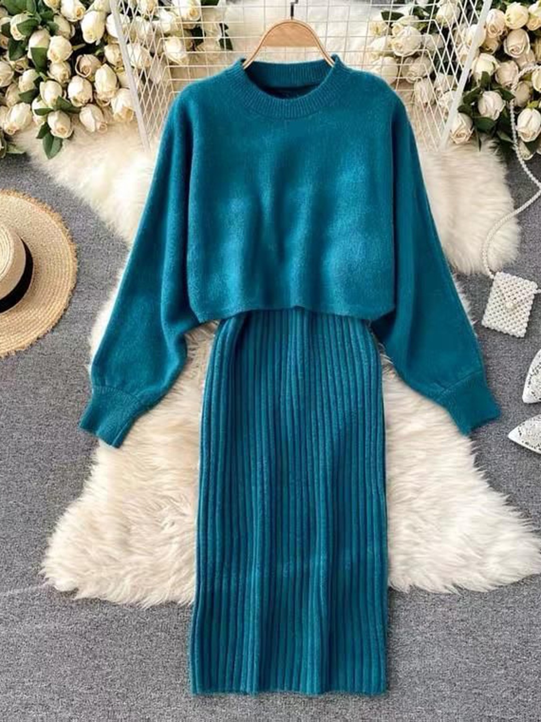Alamode By Akanksha Women Blue Calisto Pure Woollen Coord Set
